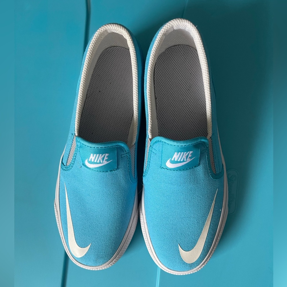 Nike Kids Toki Slip-On Sneakers (Size 4Y/5.5W)